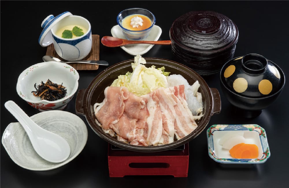 水戸山翠のぶな豚すき焼き御膳